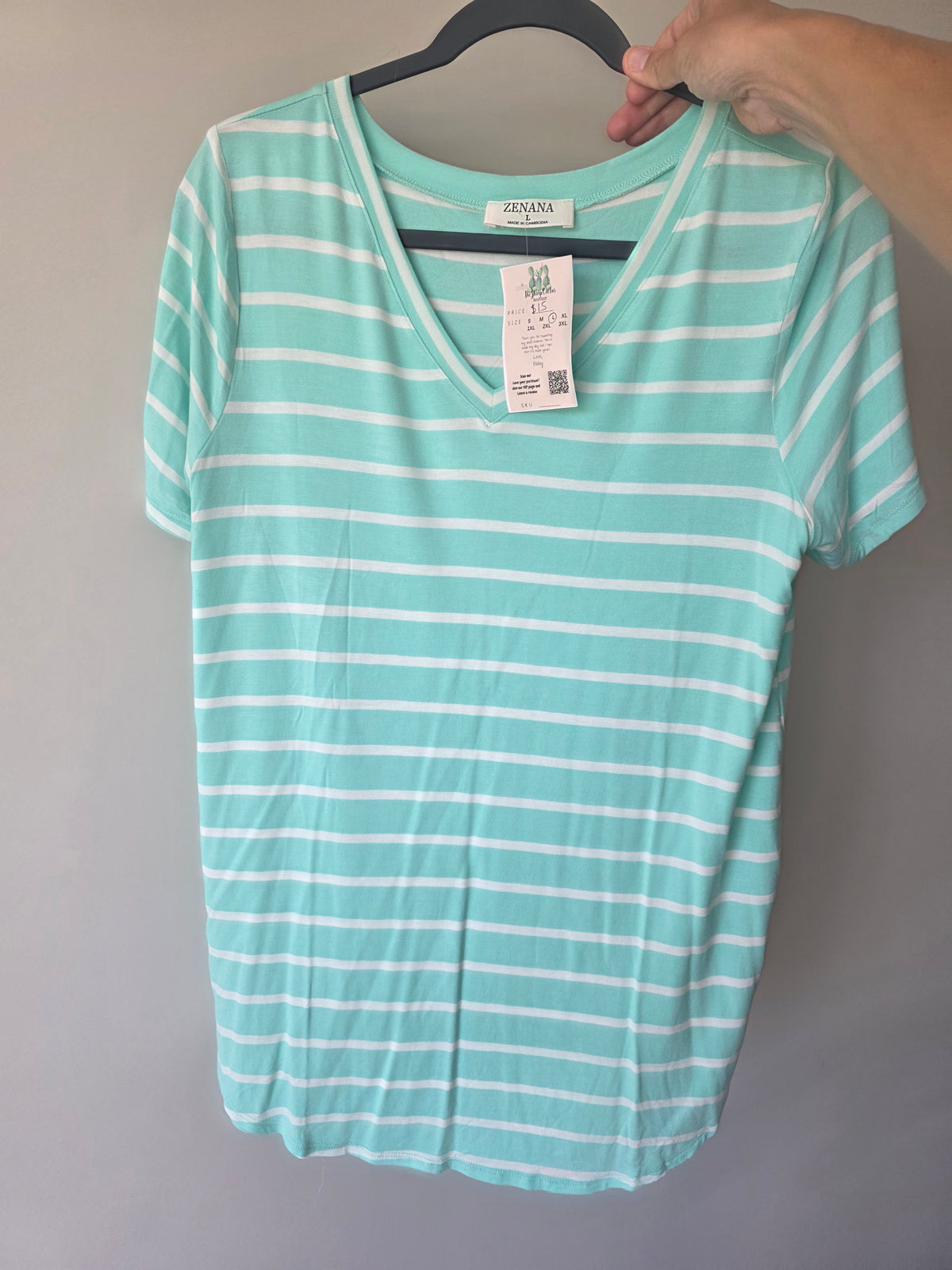 Vneck Stripes (super soft!) Size Large